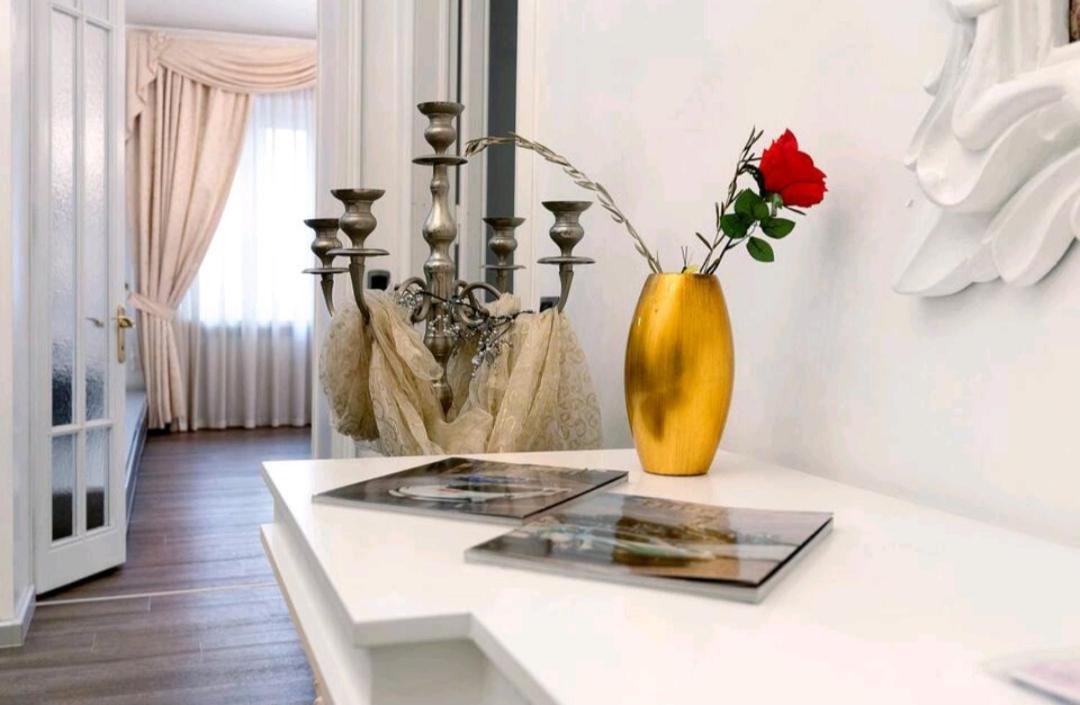 Residenza Tosca Apartment Mantova Bagian luar foto